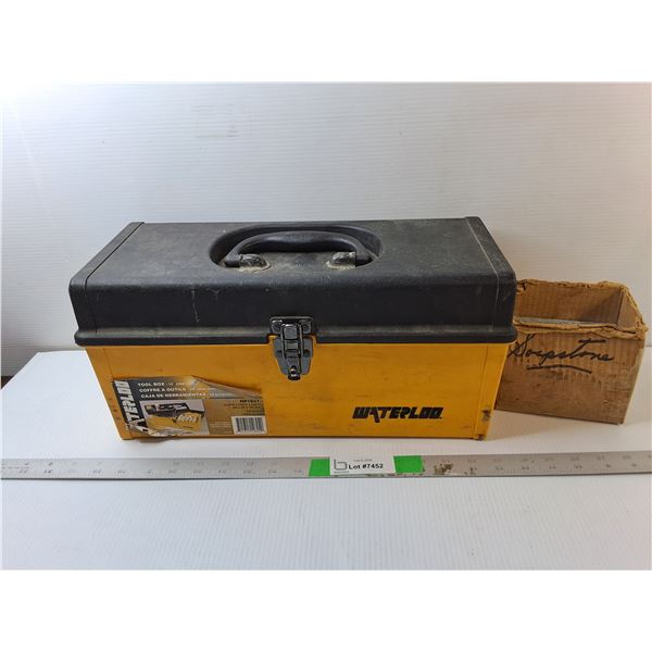 Plasic Waterloo Toolbox & Soapstone - PICK UP