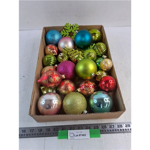 Assorted Christmas Tree Hanging Ornaments