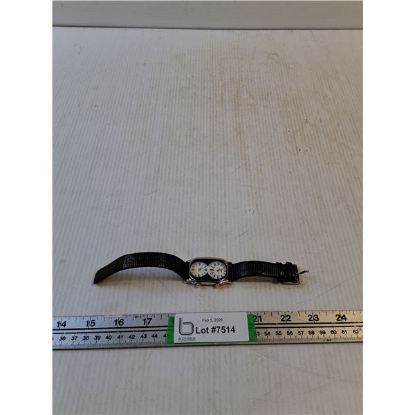John Weitz Dual Time Quartz Watch Leather Band ( working)