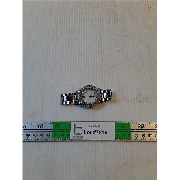 Guess Quartz Watch, Stainless Steel Band (working)