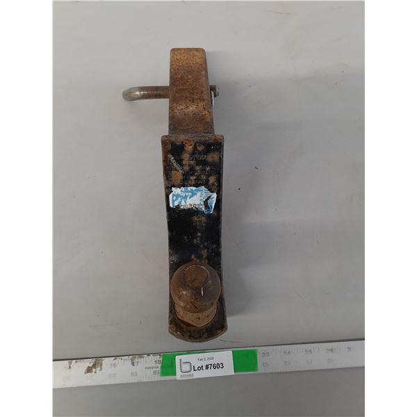 Trailer Hitch Receiver with 2" Ball Mount