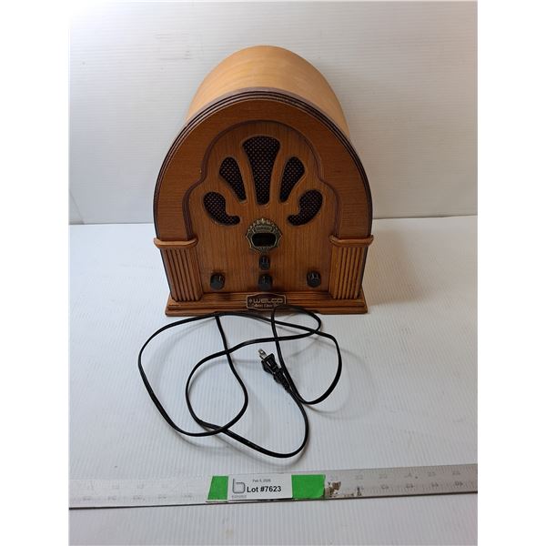 Welco Wooden Radio- Powers On, As Is