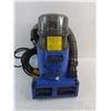 Image 4 : Shark Handheld Vacuum - Powers On