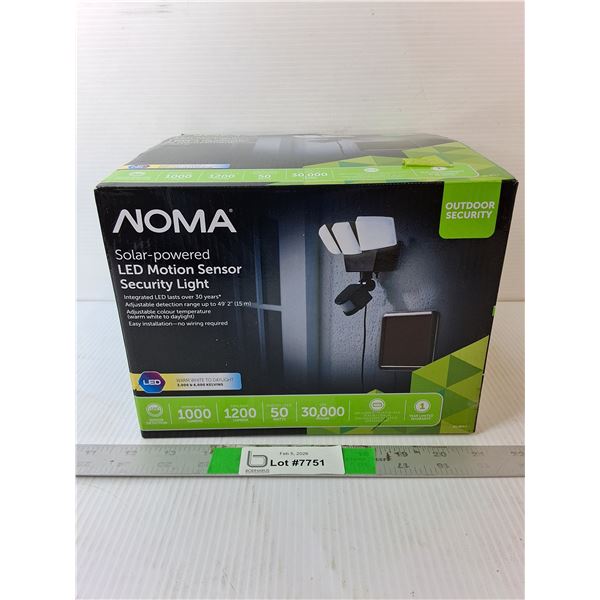 Noma Solar Powered Motion Sensor Security Light, NIB