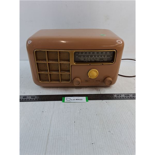 Vintage Hallicrafters Tube Radio - No Power Detected, As is - 12x7x7"