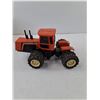 Image 5 : Allis-Chalmers 4W-305 Model Tractor with Cab 1:32 Scale