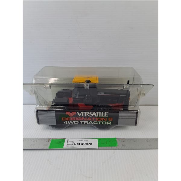 Versatile Designation 4WD Tractor 1:32 Scale