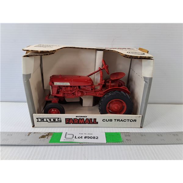 McCormick Farmall Model Cub Tractor 1:16 Scale, NIB