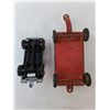 Image 4 : Die Cast Land Rover 1:32 Scale & Vintage Metal Wagon 9.5"