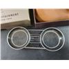 Image 6 : Vintage Sawyers View Master Stereo Camera, 36" Close Up & Flash Attachments, AS IS