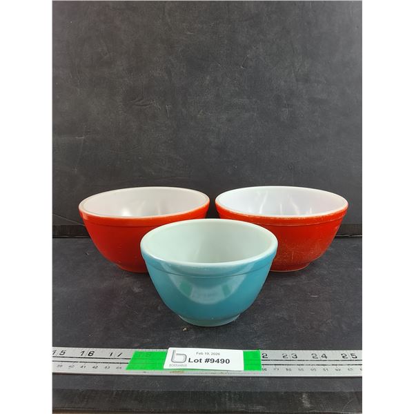 (3) PYREX Bowls 7" & 5 1/2"