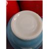 Image 3 : (3) PYREX Bowls 7" & 5 1/2"