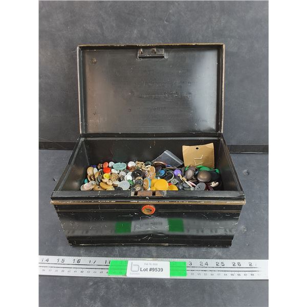 Assorted Vintage Buttons & Metal Box 11" x 6 1/2" x 5"