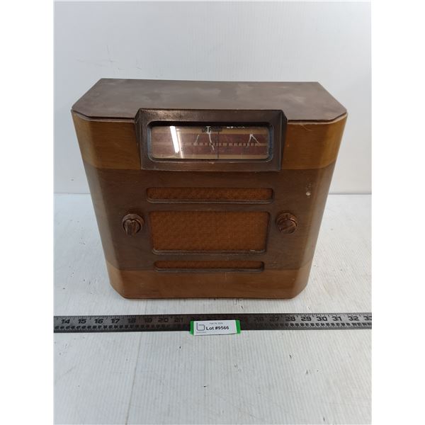1946 De Forest Tube Radio - 14x12x8" - Untested, As is