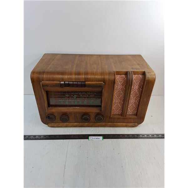 1916-1932 RCA A25 Tube Radio, Broken Glass, Untested, As is - 22x13x11" - PICK UP