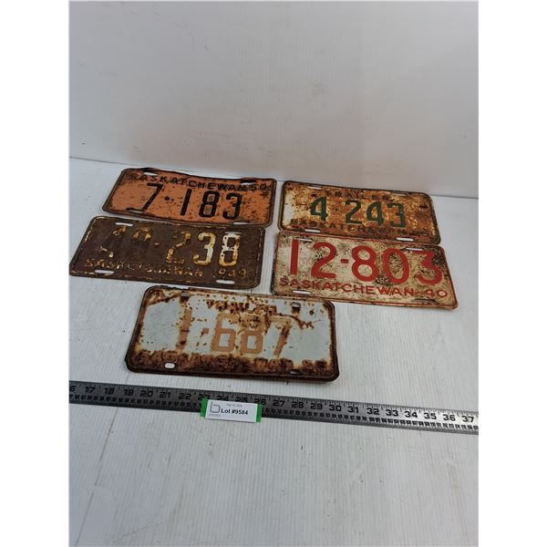 (5) Saskatchewan License Plates (1940-1958)