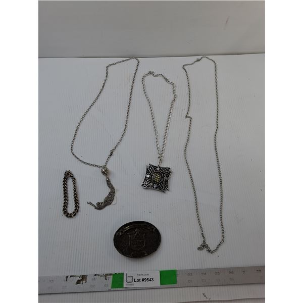Lone Star Belt Buckle, Metal & Plastic Chains/Necklace/Bracelet