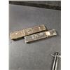 Image 8 : (2) Vintage Straight Razors w/ Cases, Kings Cross Razor, Special Wade & Butcher