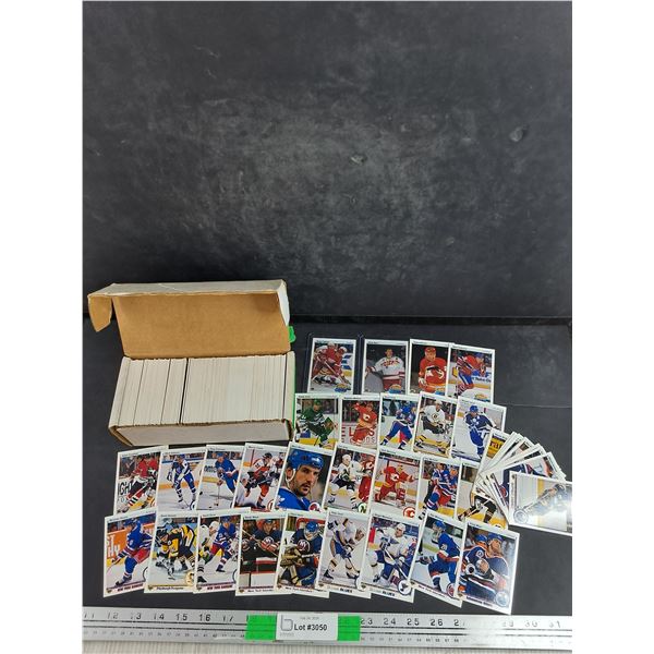 1990-91 Upper Deck Rookie Hockey Cards - Pavel Bure, Mark Pederson, Bobby Holik