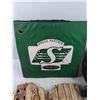 Image 3 : Saskatchewan Roughriders Pad, MacGregor's Baseball Gloves, Falcons Helmet, Protection Gear