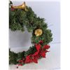 Image 3 : Decorative Christmas Wreath 15"