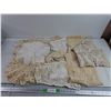 Image 1 : (14) Doilies