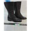 Image 1 : Approx Size 7 Italian Made Ladies Boots (Possibly Leather - No Labels)