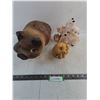 Image 1 : Ceramic Piggy Coin Banks & Radio Shack Battery Powered Pig Ornament - Untested