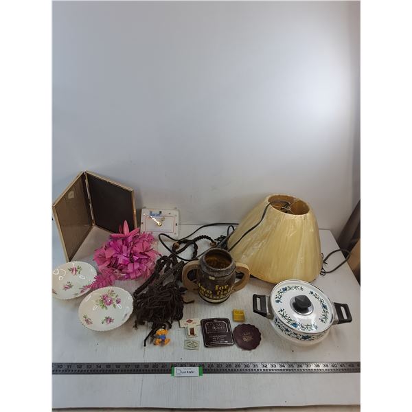Vintage Lot - Hanging Lamp, Cook Pot, Macrame Pot Holder, Faux Flower Bouquet,  Clock, Misc - PU