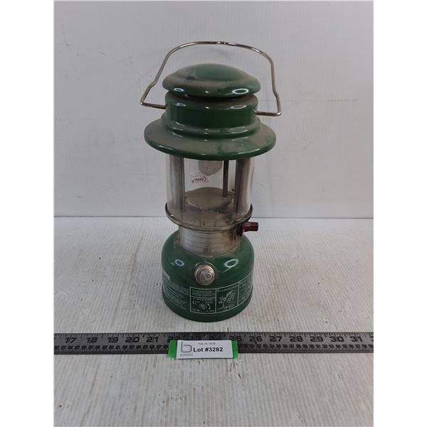 Vintage Coleman Easi-Lite Oil Lantern Model 321B, Dated 2/80 - PICK UP due to being full of fuel
