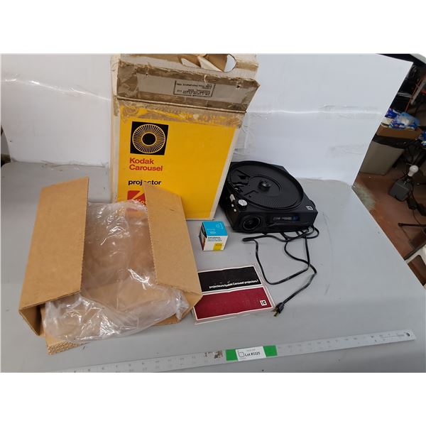 Vintage Kodak Carousel Projector- Powers On, Appears NIB