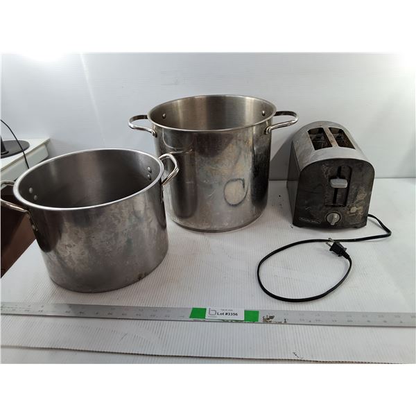 Proctor- Silex Toaster- Powers On & (2) Stainless Steel Pots Up to 10" - PICK UP