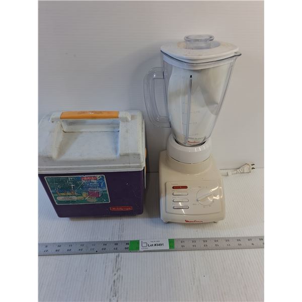 (2) Lunch Box Cooler / Blender- Powers On- As Is - PICK UP