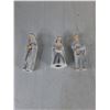 Image 7 : 18 Pc Nativity Set & Glass Candle Holder