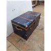 Image 4 : *Vintage Steamer Trunk - PICKUP ONLY