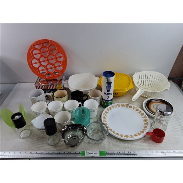 Ceramic Mugs, Tupperware Bowl, Ceramic Plates, Strainer, Badminton Shuttlecock, Misc - PICK UP