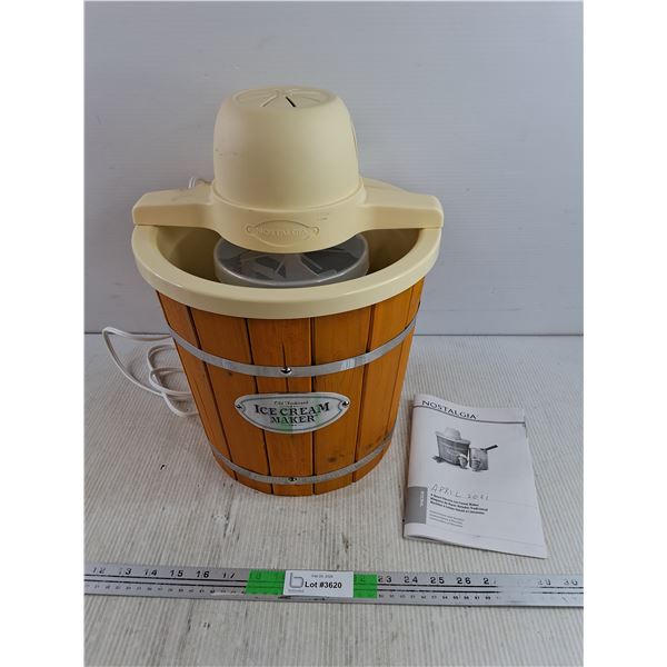 *Nostalgia 4 Quart Electric Ice Cream Maker - Powers On, As Is