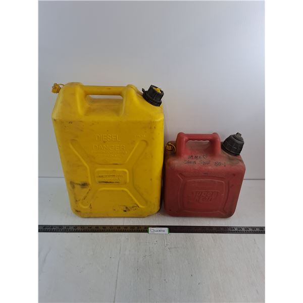(2) Empty Jerry Cans (20L Diesel & 10L Chainsaw) - Pickup Only