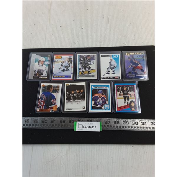 (9) Assorted Wayne Gretzky Collector Cards - Unauthenticated