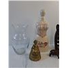 Image 3 : Assorted Decor