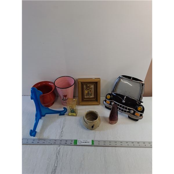 Assorted Decor- Picture Frames, Ornament
