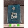 Image 1 : Holy Bible Reference Edition