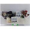 Image 5 : Lantern, Coffee Pot, Nativity Candle Holders, Misc