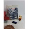 Image 5 : Gopher Gun, Cribbage Board, Fiberglass Cloth, Assorted Toys