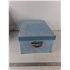 Image 5 : Various Napkins & Various Candle Sticks & Blue Storage Boxes