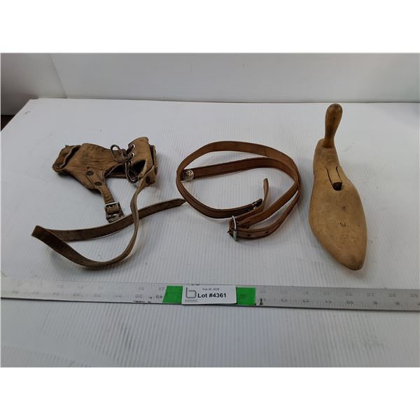 Vintage Snowshoe Harness & Shoe Stretcher