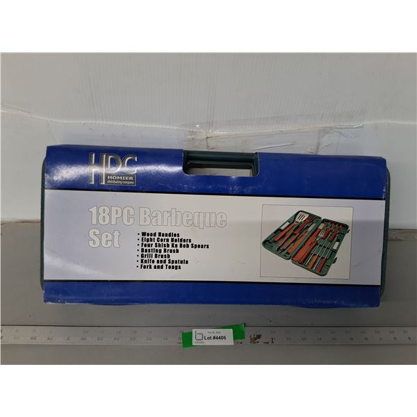 18 Piece Barbeque Set, NIB