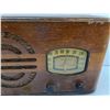 Image 2 : Vintage Arcadia Radio- As Is