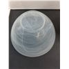Image 2 : (5) Mixing Bowls (1-Large Salad, 4-Small), Citrus Juicer, Ice Bucket, Shower Radio, Face Cloth