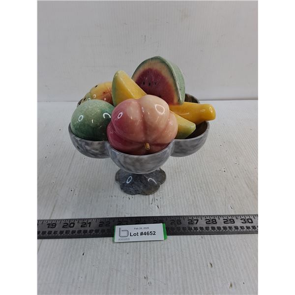 Stoneware Fruit Bowl & 6 Pieces of Stoneware Fruit